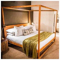 HONEYMOON SUITE (1 King Size Bed)